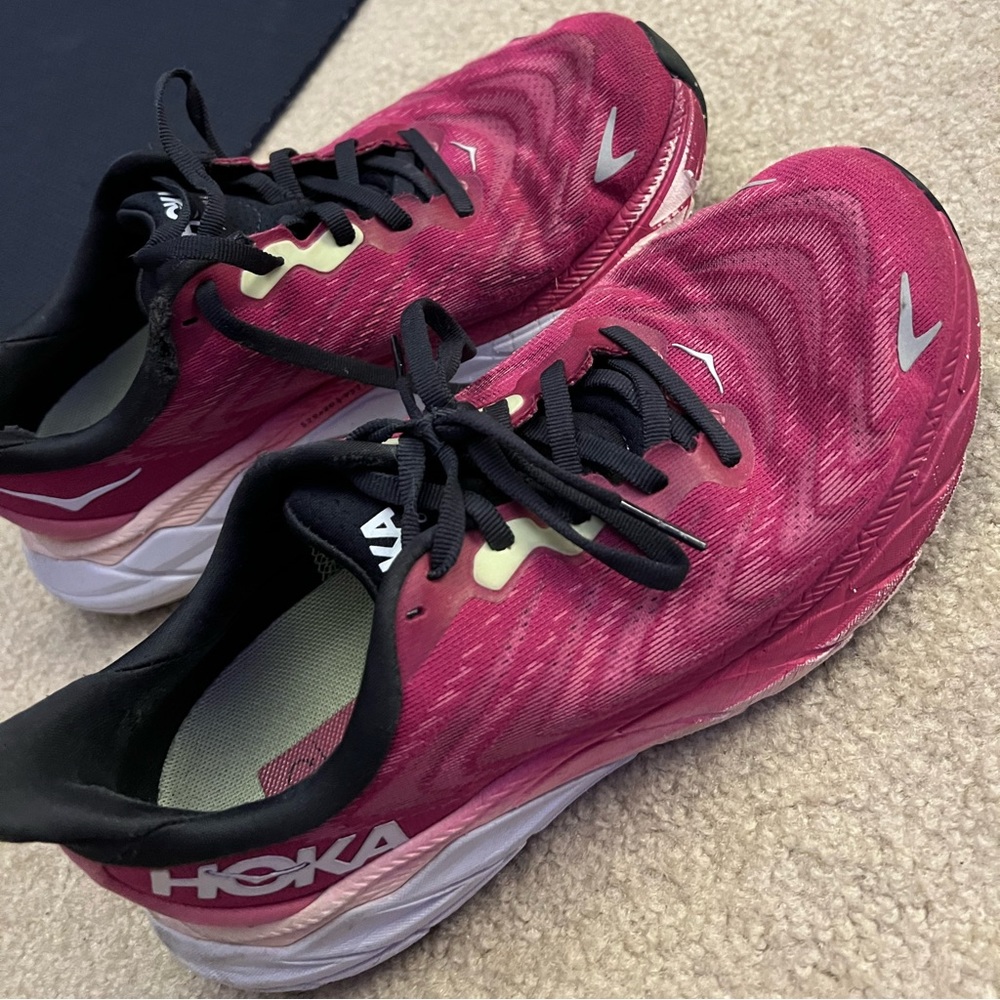 Hoka one arahi 6 used 7 women